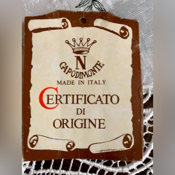 LN VINTAGE BEAUTIFUL COLLECTIBLE PITCHER MADE IN ITALY. CERTIFICATE INCLUDED. - Picture 7 of 8